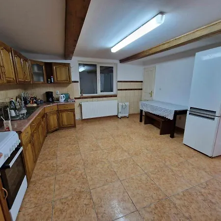 山林小屋 Muntelui *