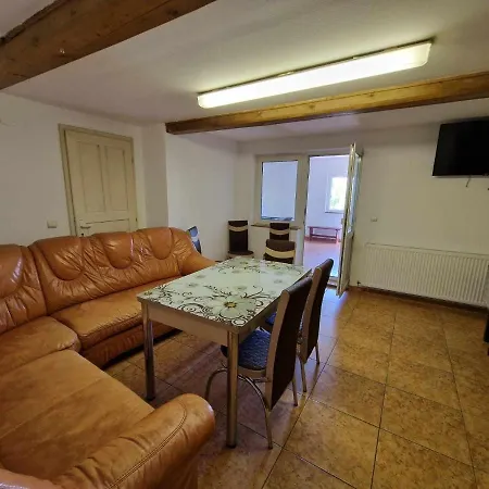 Muntelui 山林小屋